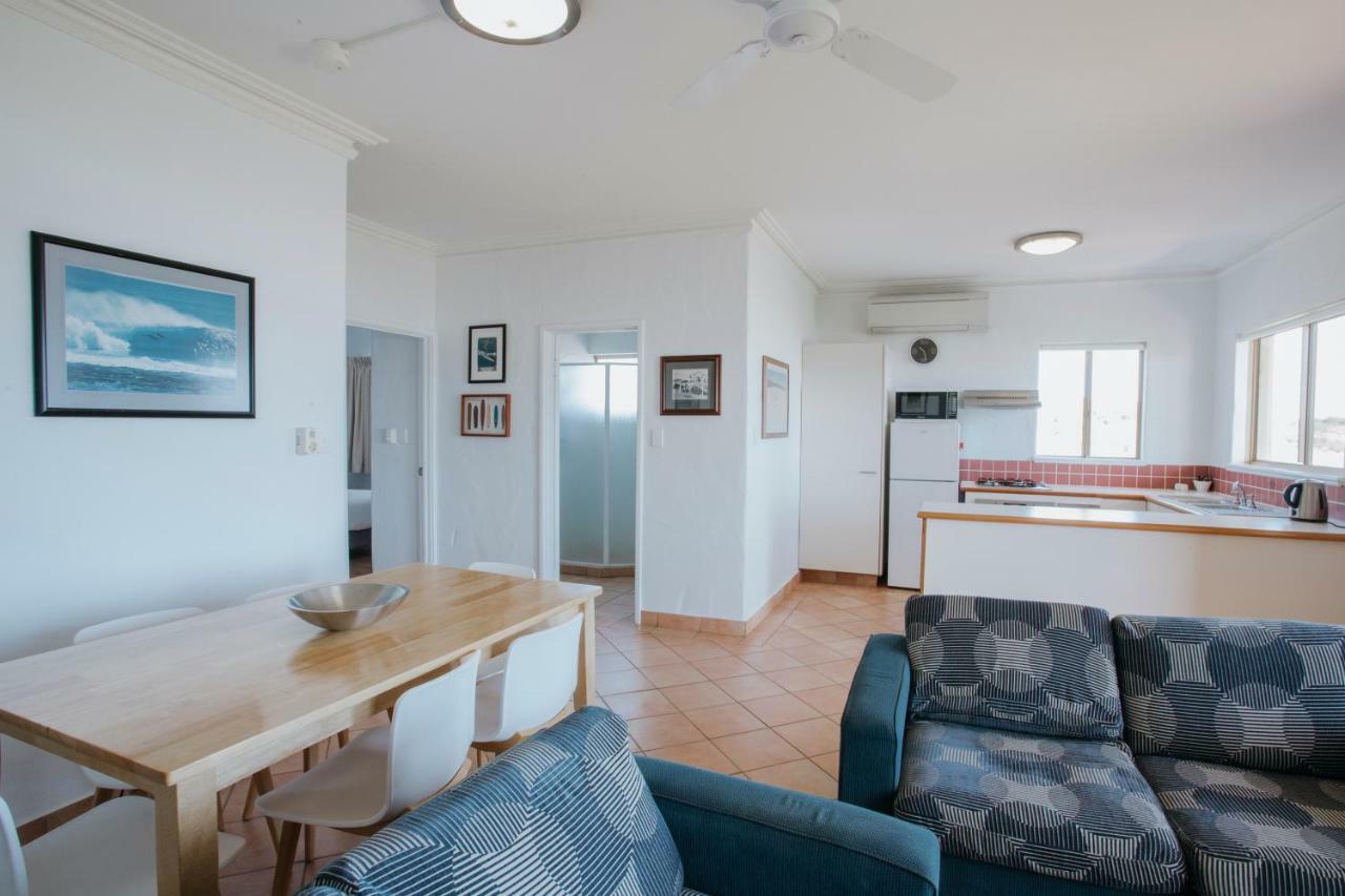Canal Rocks Beachfront Aparthotel